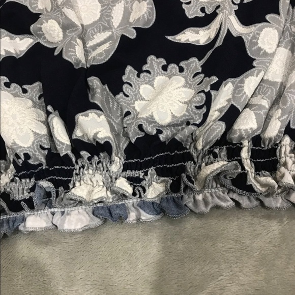 SJS Navy & Grey Blouse 
Size Medium 8 - 10
Stretch - Picture 5 of 11